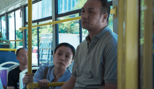 网剧《开端》中,王萌萌为何要下车?