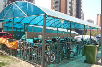 雨棚用什么材质的好?