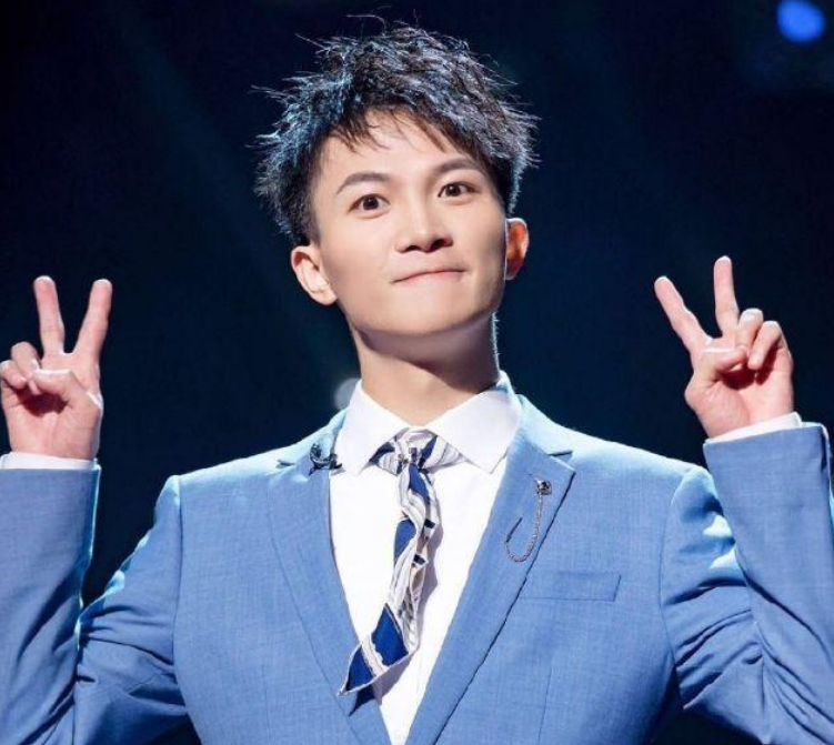 当年周深为什么被那英淘汰？