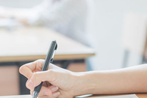 家庭经济困难申请书怎么写?