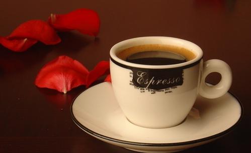 再来一杯咖啡 英语怎么说?