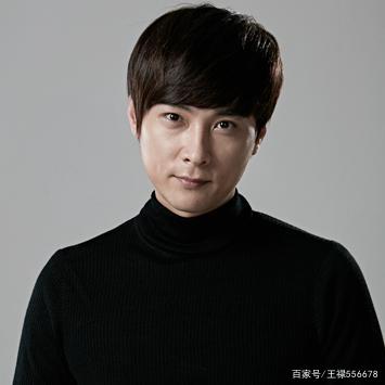 《认识的哥哥》里闵京勋的表现,你觉得如何?