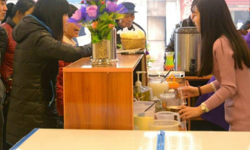 奶茶是哪个国家发明的?