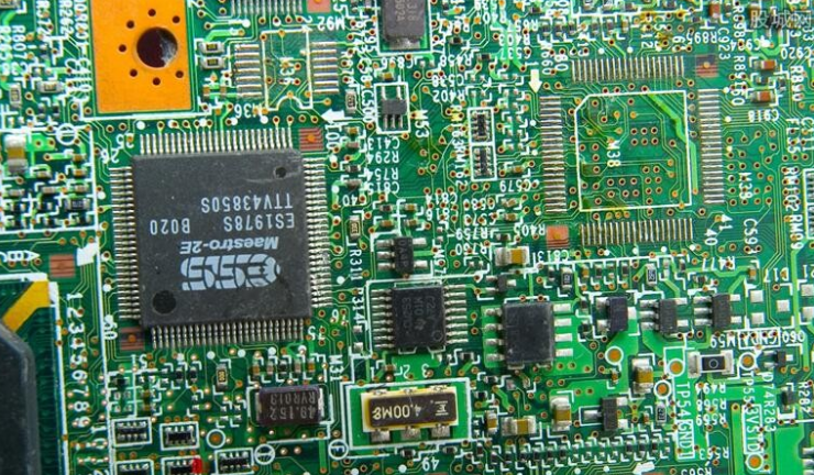 中芯国际是外企还是国企？