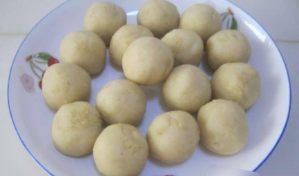 莲蓉馅的制作方法是什么?