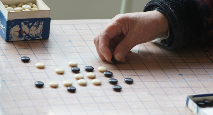 play chess 是什么意思