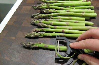 芦笋要削皮吗,芦笋怎么去皮
