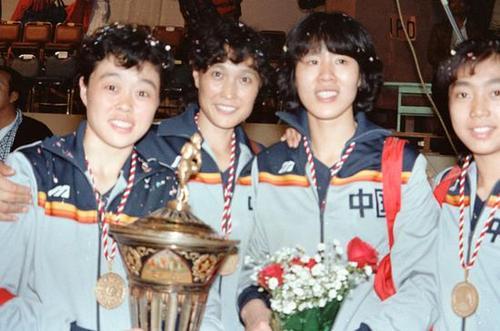 曹慧英是中国女排第1任队长,如今她过着怎样的生活?