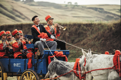 电影《驴得水》在豆瓣的评分相对于来说很高,看完这部剧,如何评价?