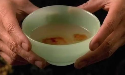 滴血认亲原理是什么？