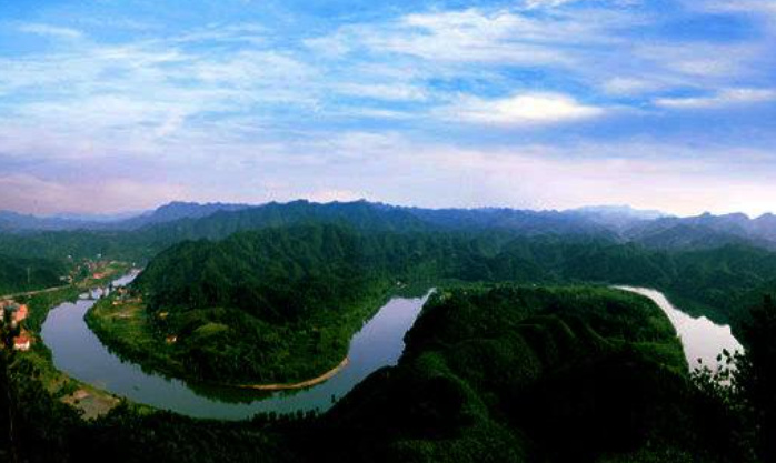 屈原跳的是什么江在哪里？