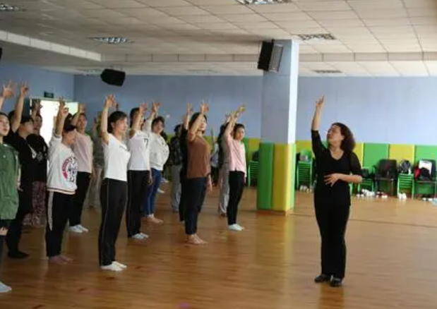 幼师面试自我介绍