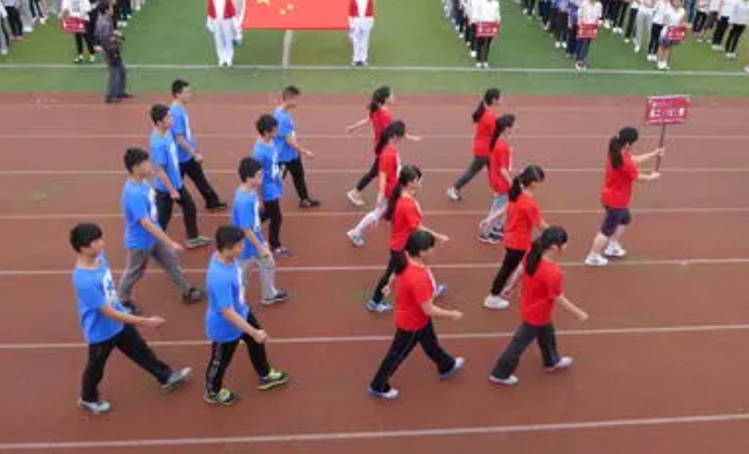 运动员入场的入场词是什么?