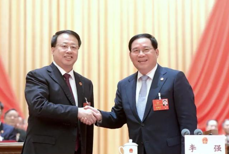 上海市新任市长龚正的履历是怎样的?