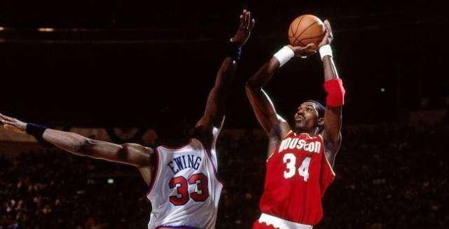 杜兰特评历史五大最强MVP：科比上榜，詹皇第四，及第状元是谁？