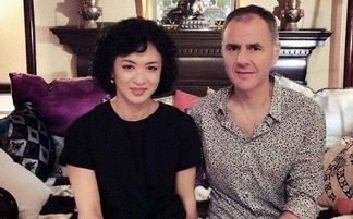 53岁金星和女儿罕见同框,这个女儿是自己亲生的吗?