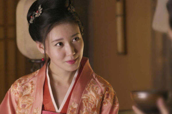 古代姬妾都是什么地位,姬和妾一样吗?