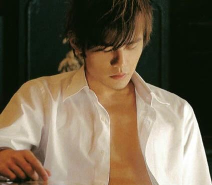 网传周杰伦与一名空姐有私生子,周杰伦本人是如何回应的?