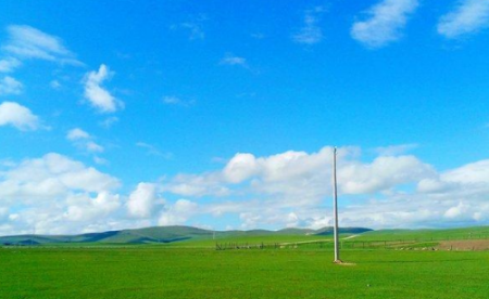 旷亮无比是什么意思?