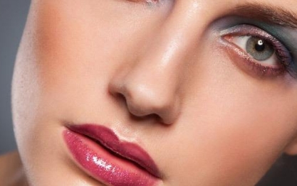 脸上老是长痘痘怎么办