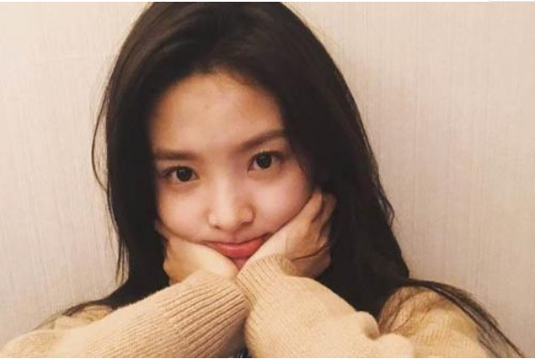 给ig疯狂打call的小可爱章若楠,如今怎么样了?