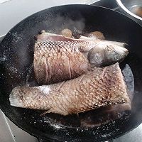 糖醋草鱼怎么做才好吃，图解糖醋草鱼的家常做法步骤