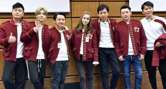 新一季跑男开播在即,邓超墙角录视频助威,邀请嘉宾阵容不容小觑,期待吗?