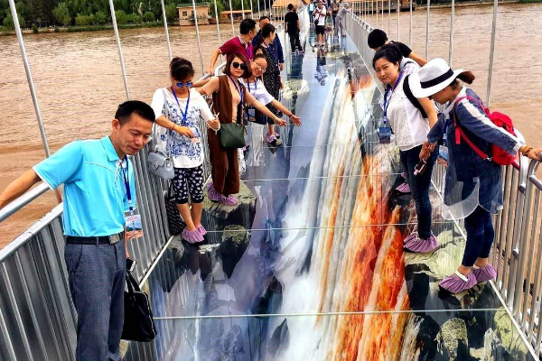 国内首座黄河3D玻璃桥,它究竟“3D”在哪里?