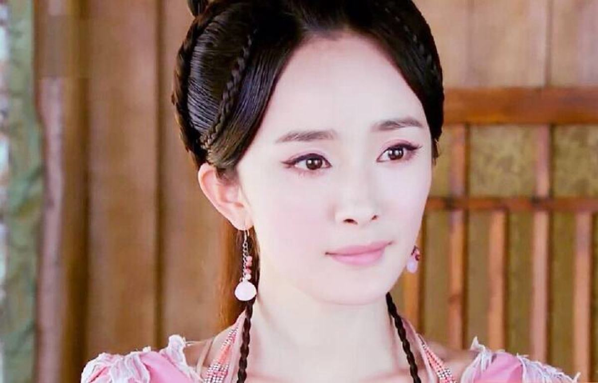 33岁杨幂被曝颜值崩坏显老态？年过30皮肤该如何保养？