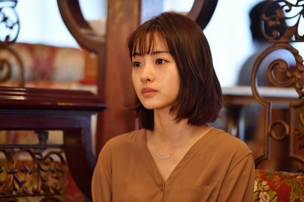 都说石原里美是表情管理高手，她对自己的表情到底干了些什么？