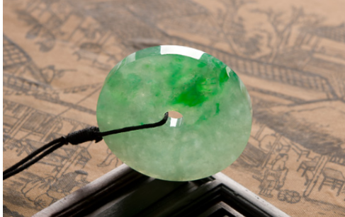 翡翠的实用鉴别方法