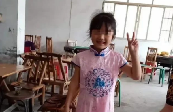 襄阳7岁女童失踪案水落石出，女童的遗体是怎么被发现的，在哪发现的？