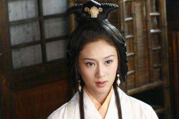 步练师是谁家的女子，为什么能够成为孙权的夫人？