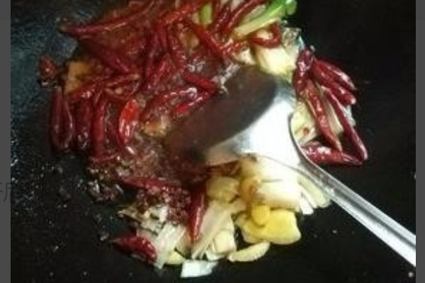 血旺的家常做法是怎样的？