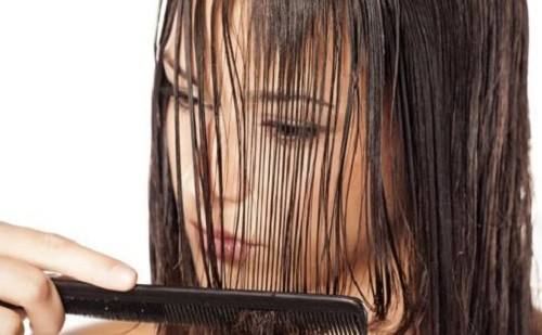 用牛奶洗头的正确方法是什么