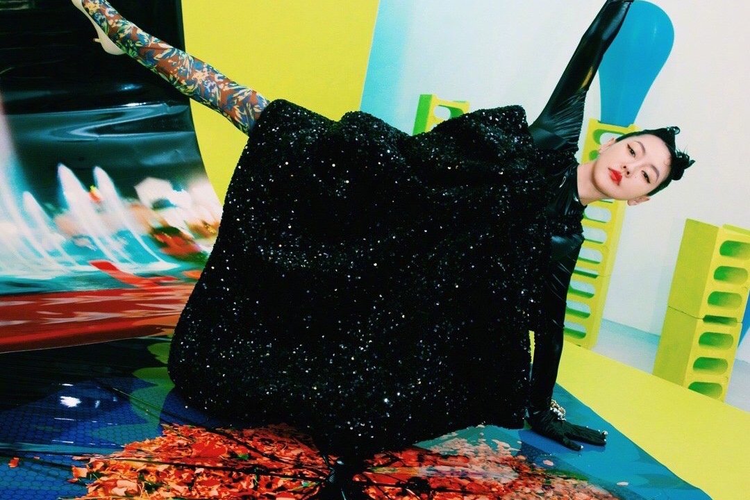 黄子佼和小S是什么关系？