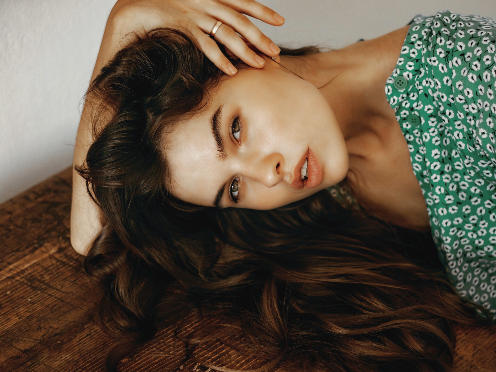 圣诞节送女生什么礼物好?