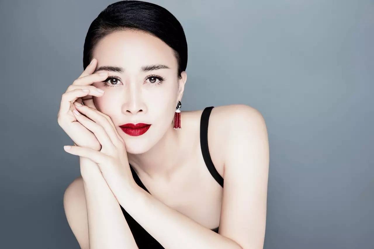 田震和那英为什么不说话?是因为唱歌吗?