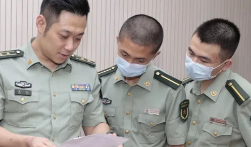 教员为什么叫做教员?