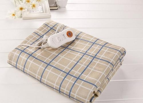 水暖电褥子怎样装水,电热毯不热了怎么办?