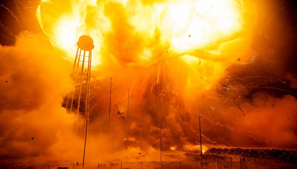 俄军试验场爆炸5名核专家遇难,是普通爆炸还是核事故?