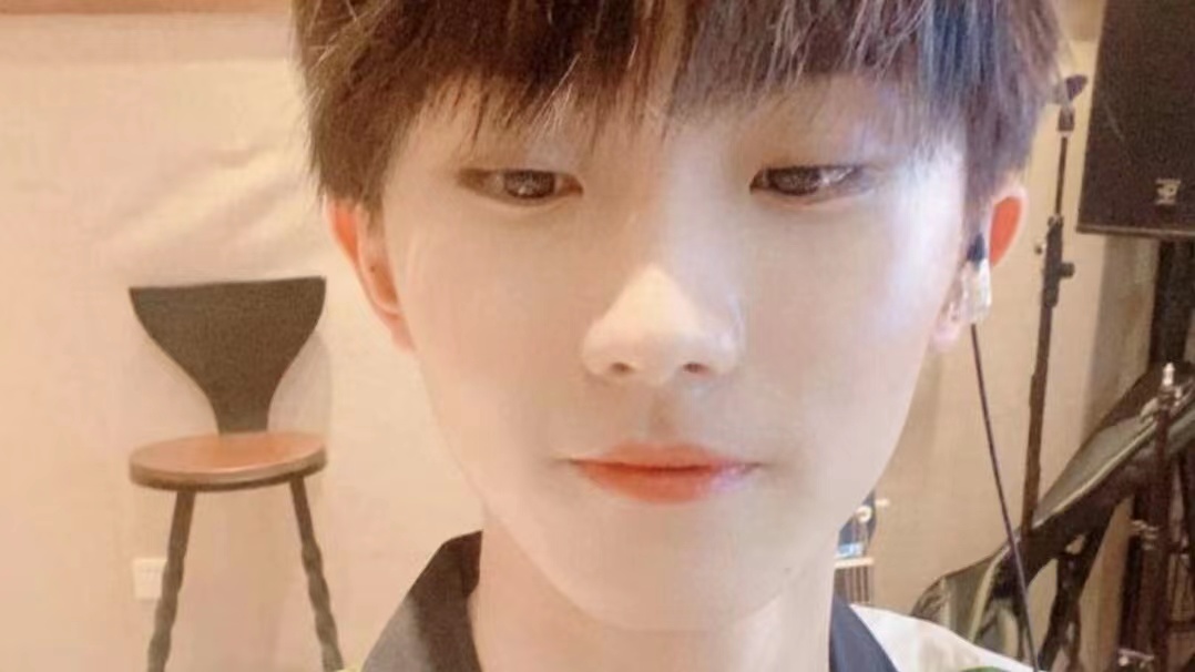 马嘉祺高考究竟考了多少分?艺术分过线了吗?