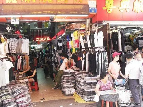 全国最大的服装批发市场前十名都在哪?