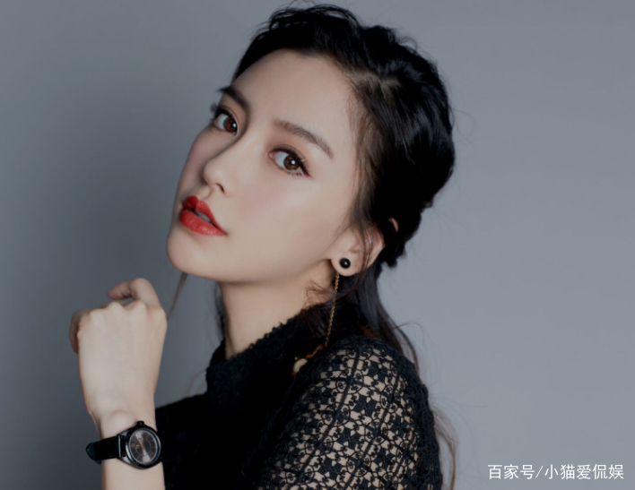 杨颖曾与陈伟霆同居4年，被甩后发露骨短信求和，究竟发生了什么事情呢？