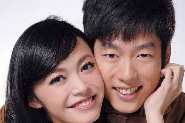 凌霄肃和姚晨要离婚是什么原因?