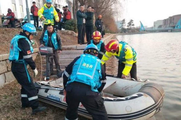 沈阳18岁高三女生的尸体在河边发现,这名女生为何会自寻短见?