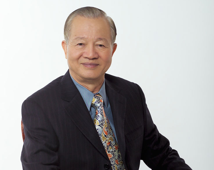 曾仕强的人物简介