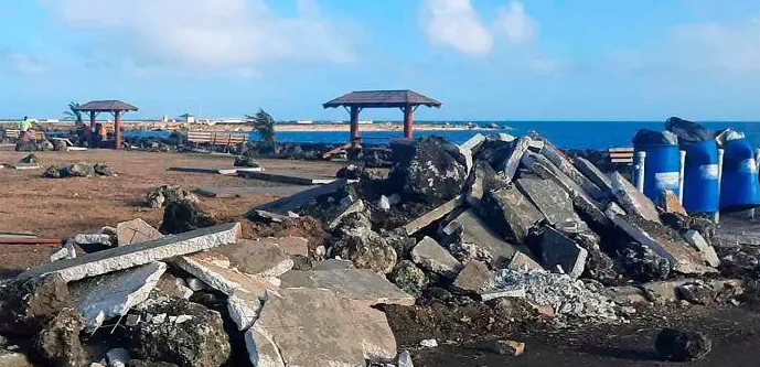 汤加57岁男子漂流27小时生还,他这在27小时内都经历了什么?