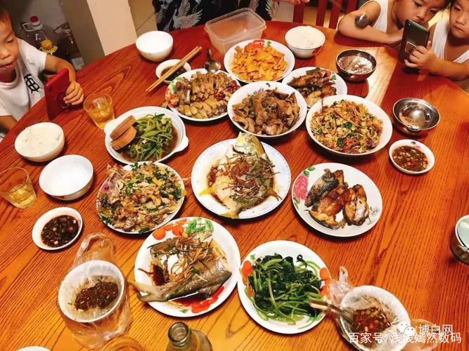 老公去世一年,儿子连团圆饭都不跟我吃却要我帮他看孩子,我该怎么办?