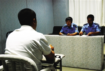 两男孩车内窒息家属要求车主担责：为何不能给巨婴式索赔开绿灯？